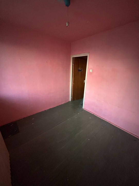 4 Camere | Militari - Apusului | 2 Bai | Necesita Renovare