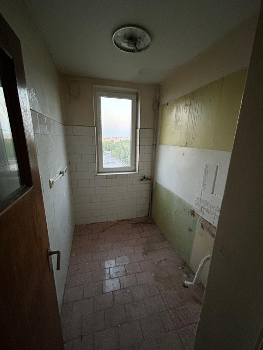 4 Camere | Militari - Apusului | 2 Bai | Necesita Renovare