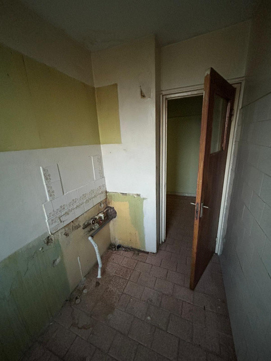 4 Camere | Militari - Apusului | 2 Bai | Necesita Renovare