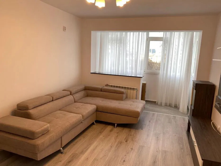 2 camere  | P-ta Victoriei | Ultracentral | Renovat 