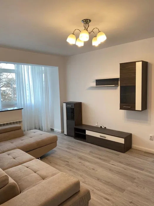 2 camere  | P-ta Victoriei | Ultracentral | Renovat 