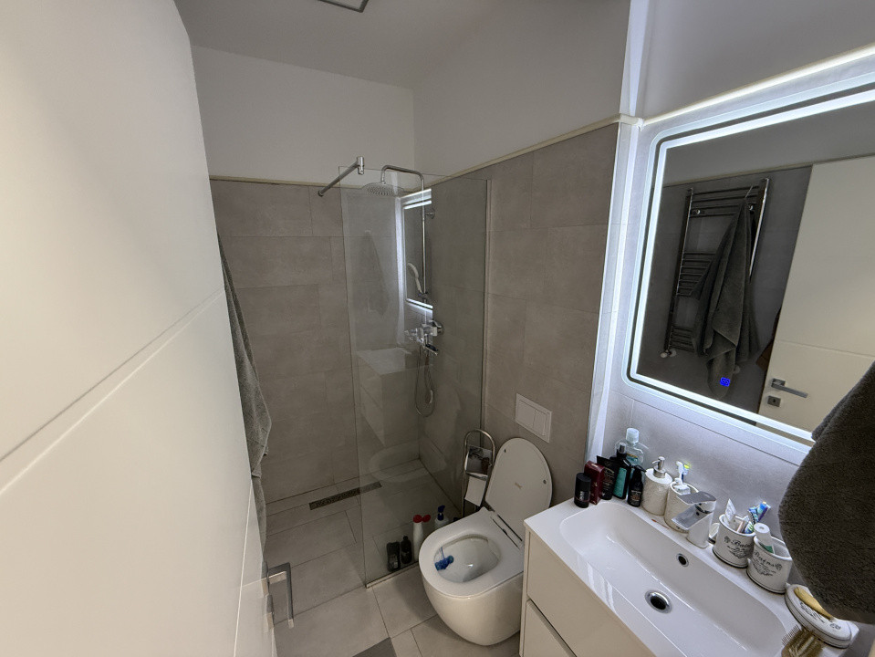 4 Camere | Baneasa - Damaroaia | Parcare | Strada Linistita