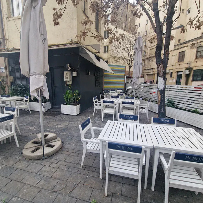 Spațiu Comercial de Închiriat – Unirii, Str. Bibescu Vodă 