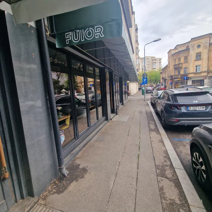 Spațiu Comercial de Închiriat – Unirii, Str. Bibescu Vodă 