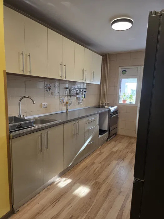 4 Camere | Rahova - Str.Vicina | Centrala Termica | Parcare 