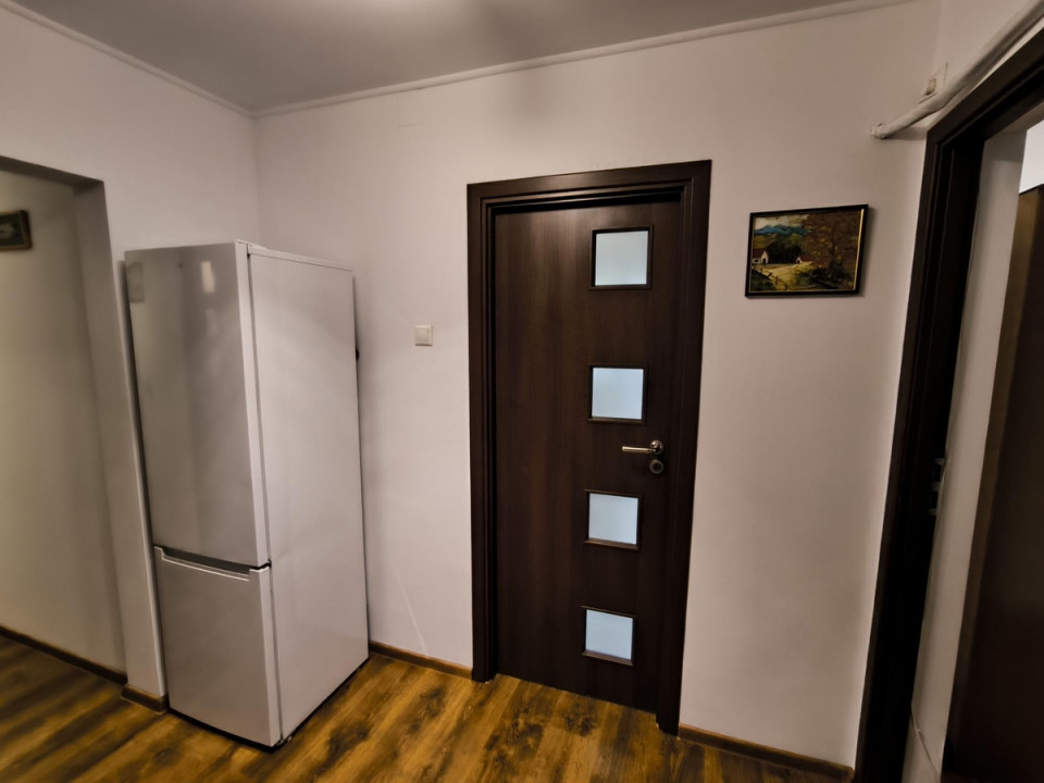 3 Camere | Drumul Taberei | 2 Grupuri Sanitare | AC | Loc de parcare