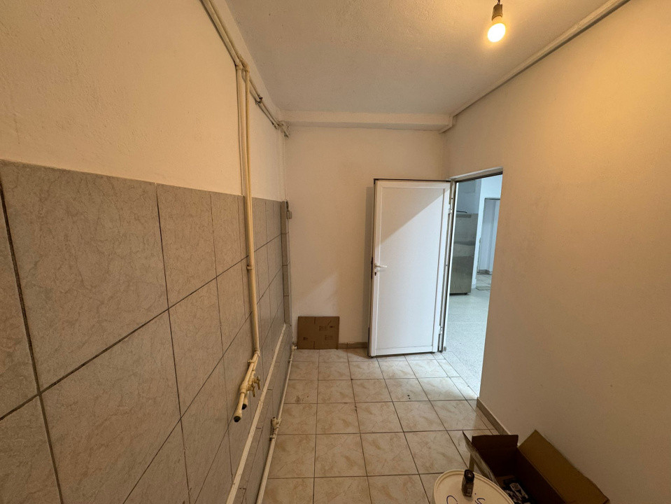 Spațiu comercial 150 mp de închiriat – Sector 1, la curte, ideal catering/office