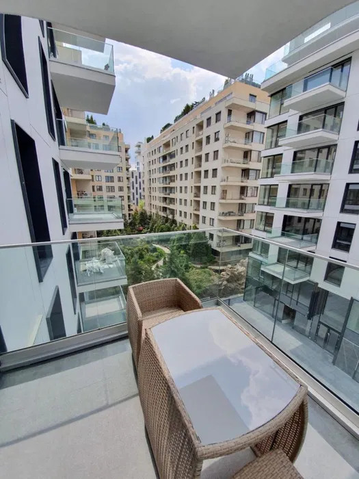 2 camere| One Herastrau Plaza | Loc de parcare 