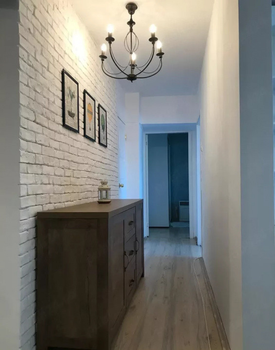 Piata Romana | 3 Camere | Bloc 1978 - Fara Risc | Metrou | Etaj 7/10