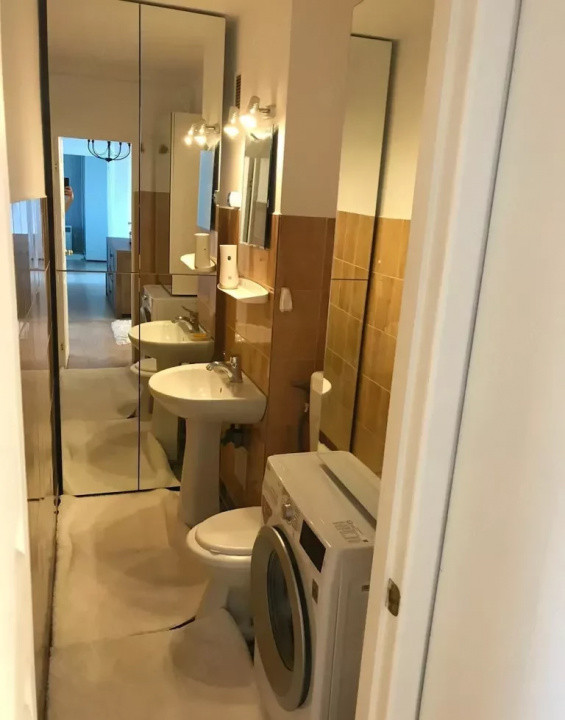 Piata Romana | 3 Camere | Bloc 1978 - Fara Risc | Metrou | Etaj 7/10