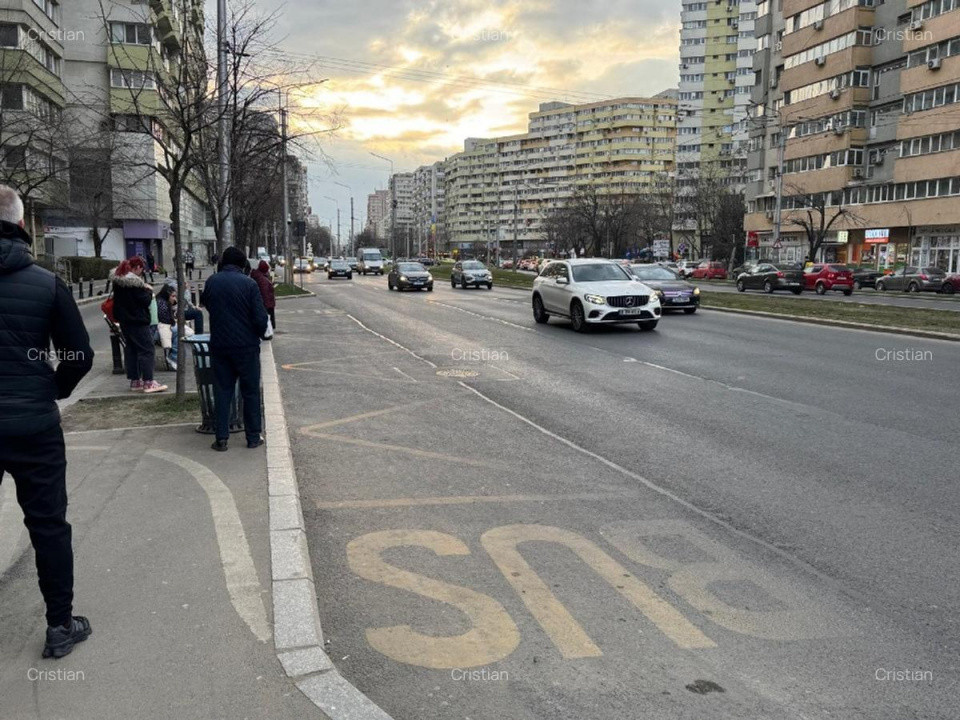 RANDAMENT 8% Vand Spatiu Comercial Pantelimon Zona Delfinului