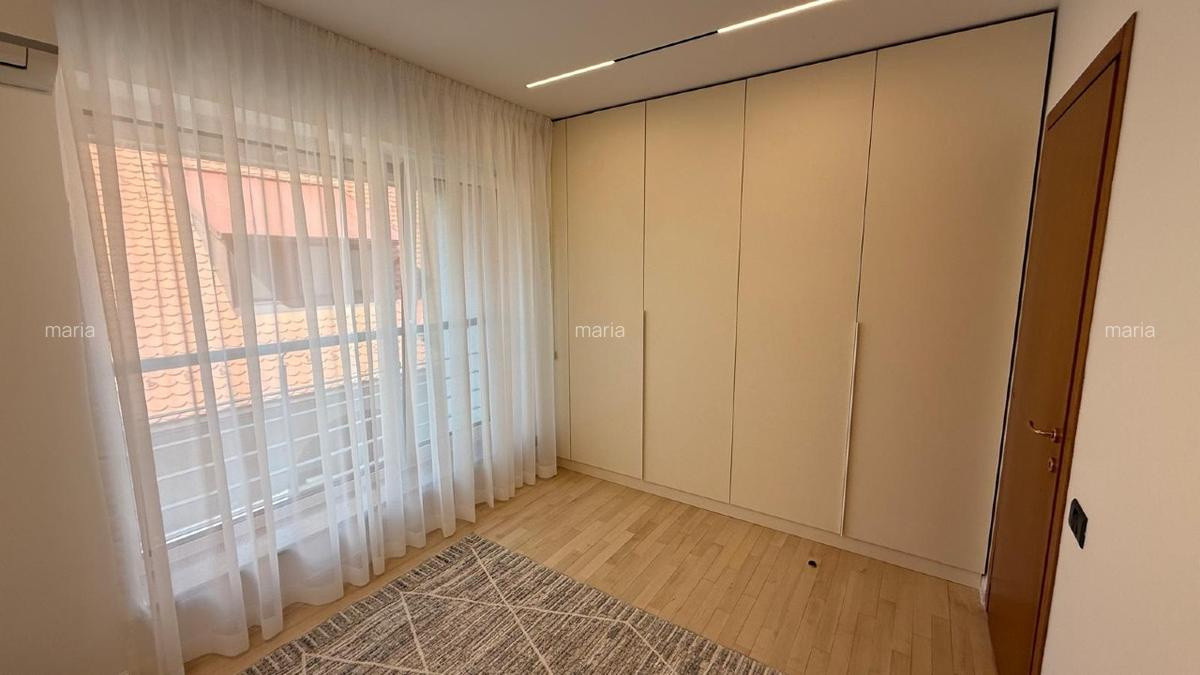 Stradal Bulevardul Aviatorilor 37 / Mobilat / Proaspat renovat / Garaj