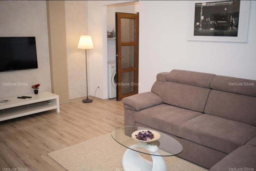 2 Camere | Unirii | Centrala Bloc | Metrou 1 minut | Renovat