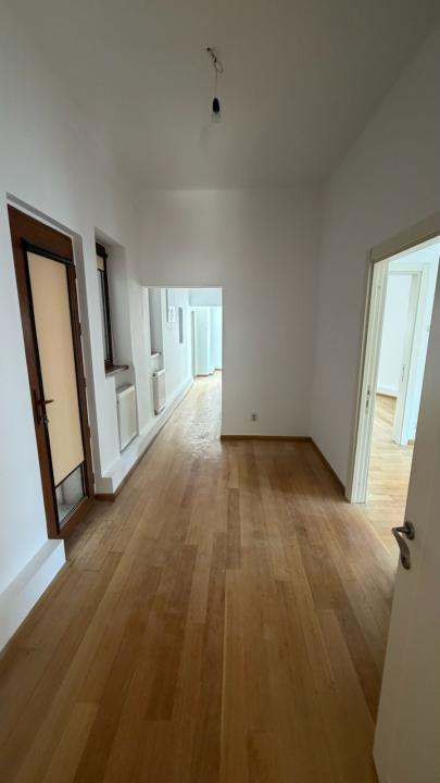 6 CAMERE | Calea Victoriei - Raddison Blu
