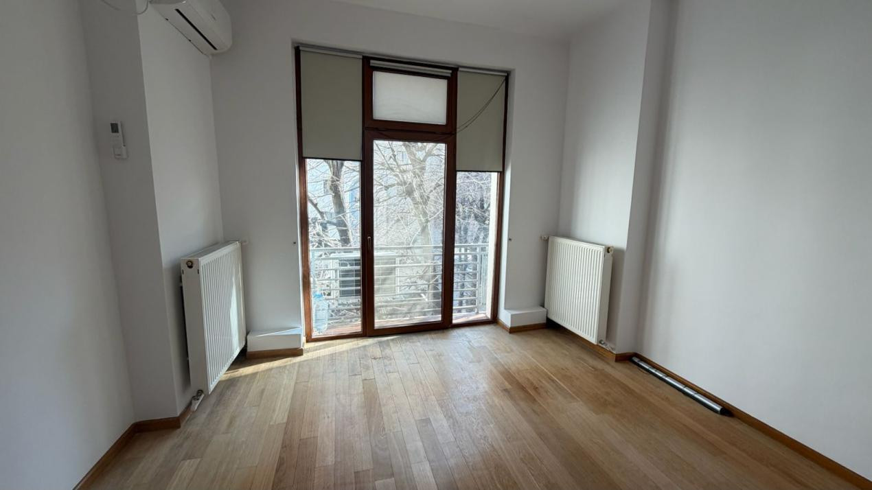 6 CAMERE | Calea Victoriei - Raddison Blu