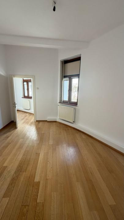 6 CAMERE | Calea Victoriei - Raddison Blu