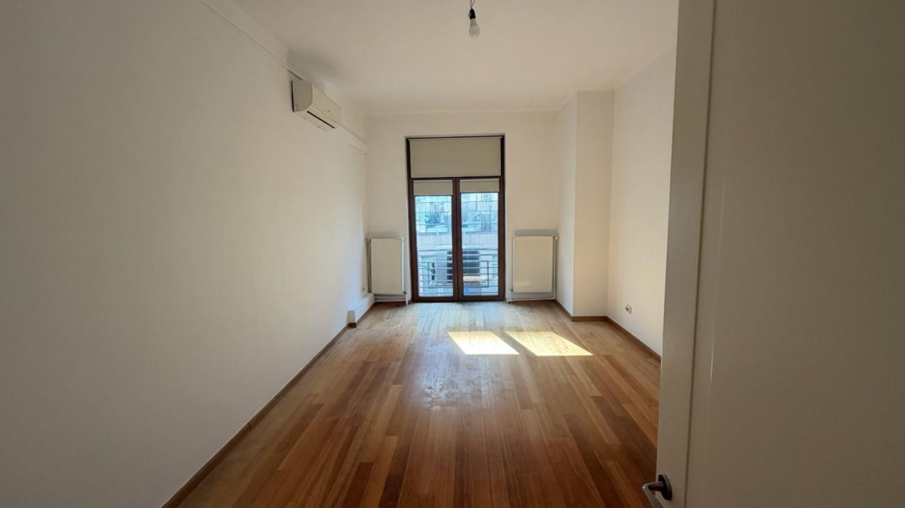 6 CAMERE | Calea Victoriei - Raddison Blu