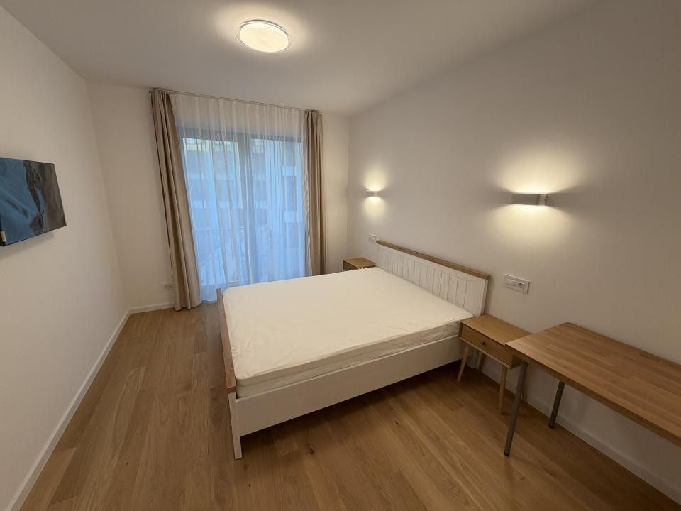 2 Camere | The Corner - Dragos Voda | Prima Inchiriere | Statie masina Electrica
