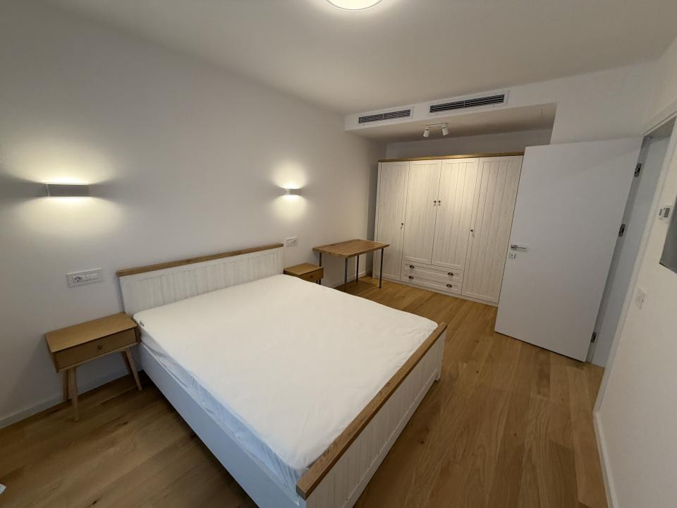 2 Camere | The Corner - Dragos Voda | Prima Inchiriere | Statie masina Electrica