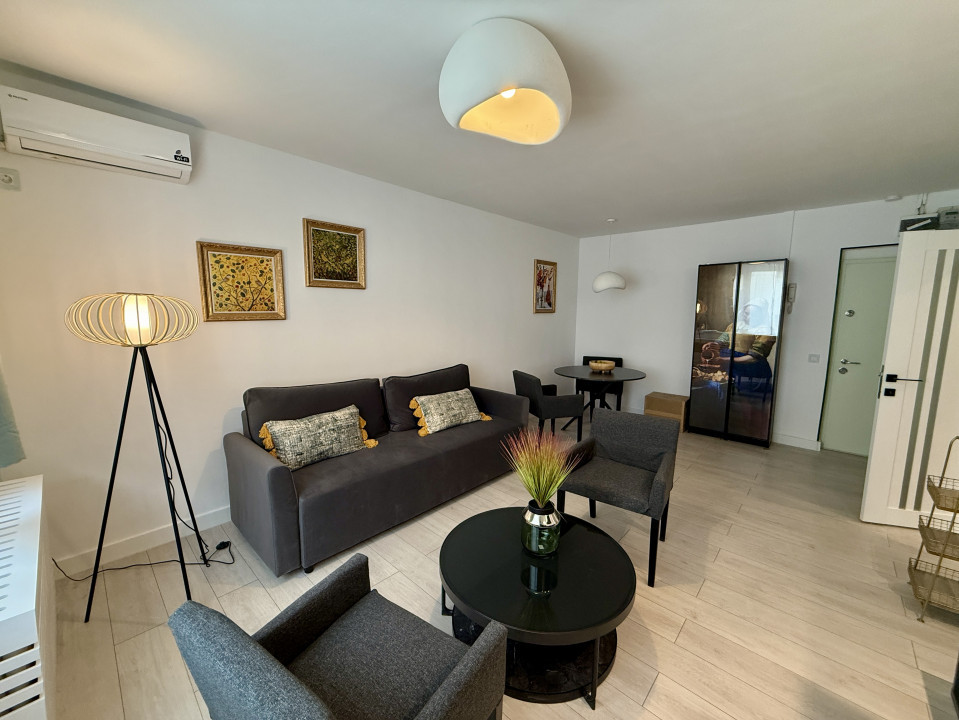 2 Camere | Calea Victoriei - Ateneu | Disponibil 1 August