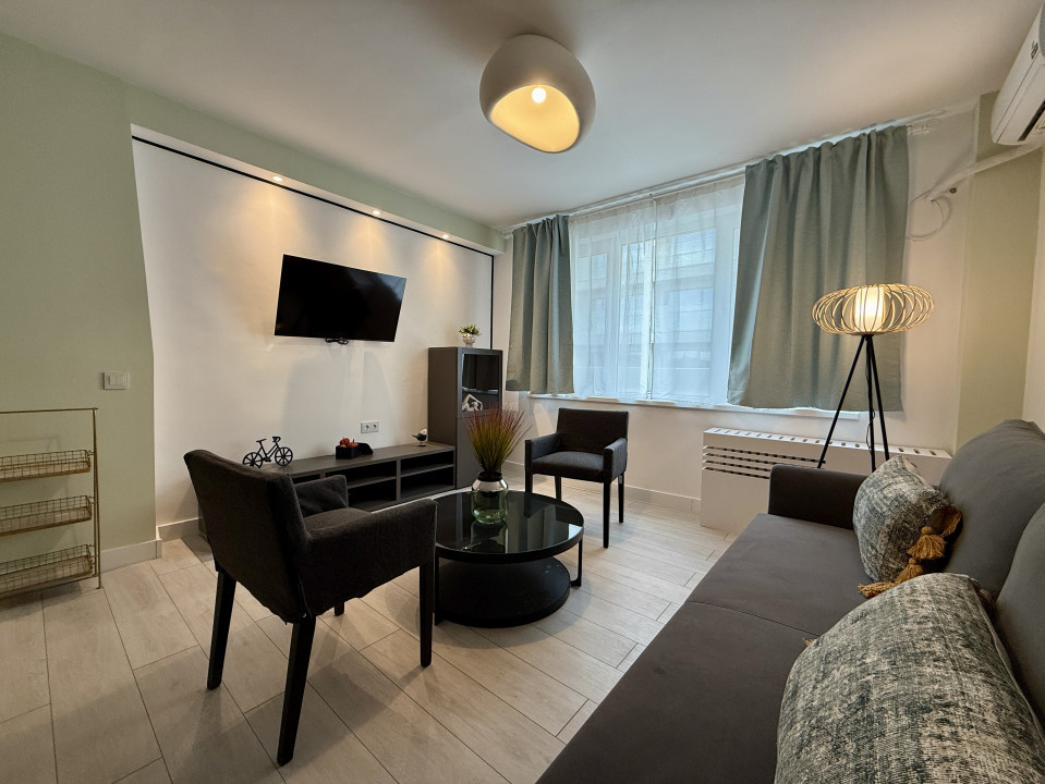 2 Camere | Calea Victoriei - Ateneu | Disponibil 1 August