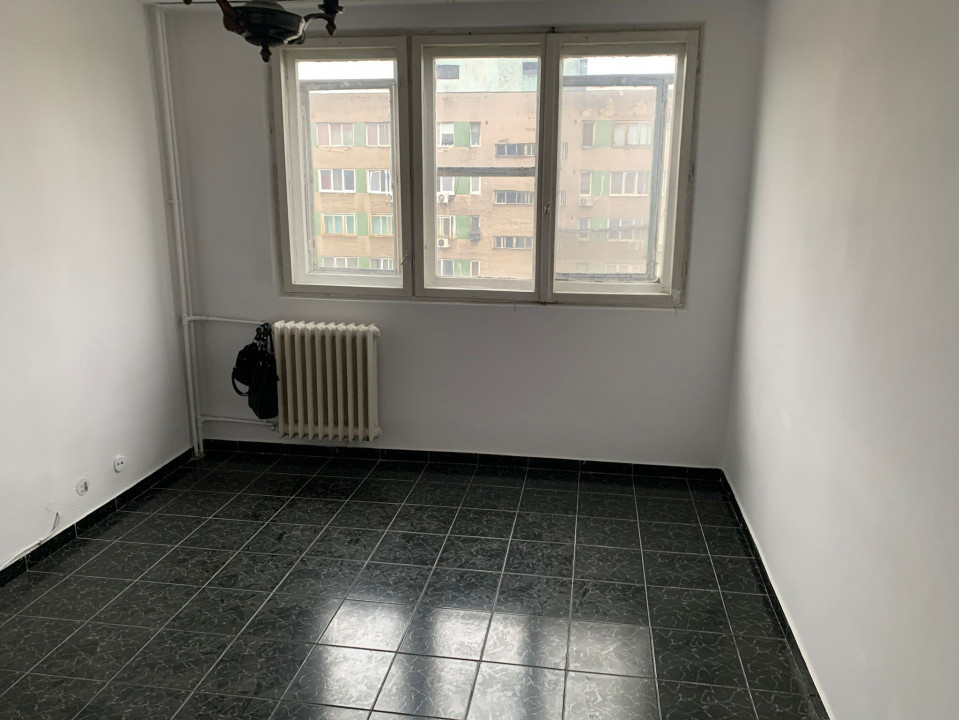 4 Camere | Militari - Apusului | Nemobilat | Pretabil Muncitori