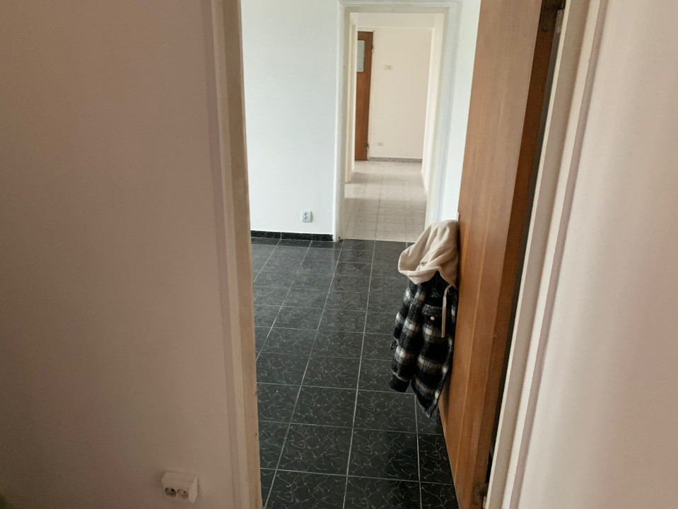 4 Camere | Militari - Apusului | Nemobilat | Pretabil Muncitori