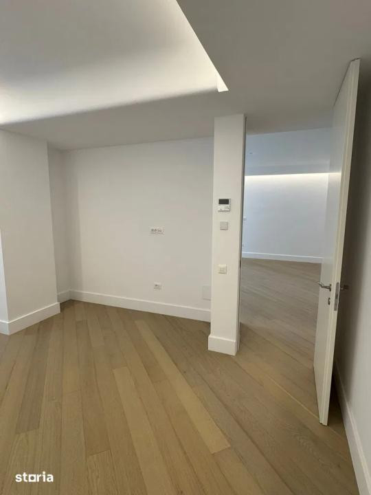 2 Camere | Iancu Nicolae - Cortina 126 | Nemobilat