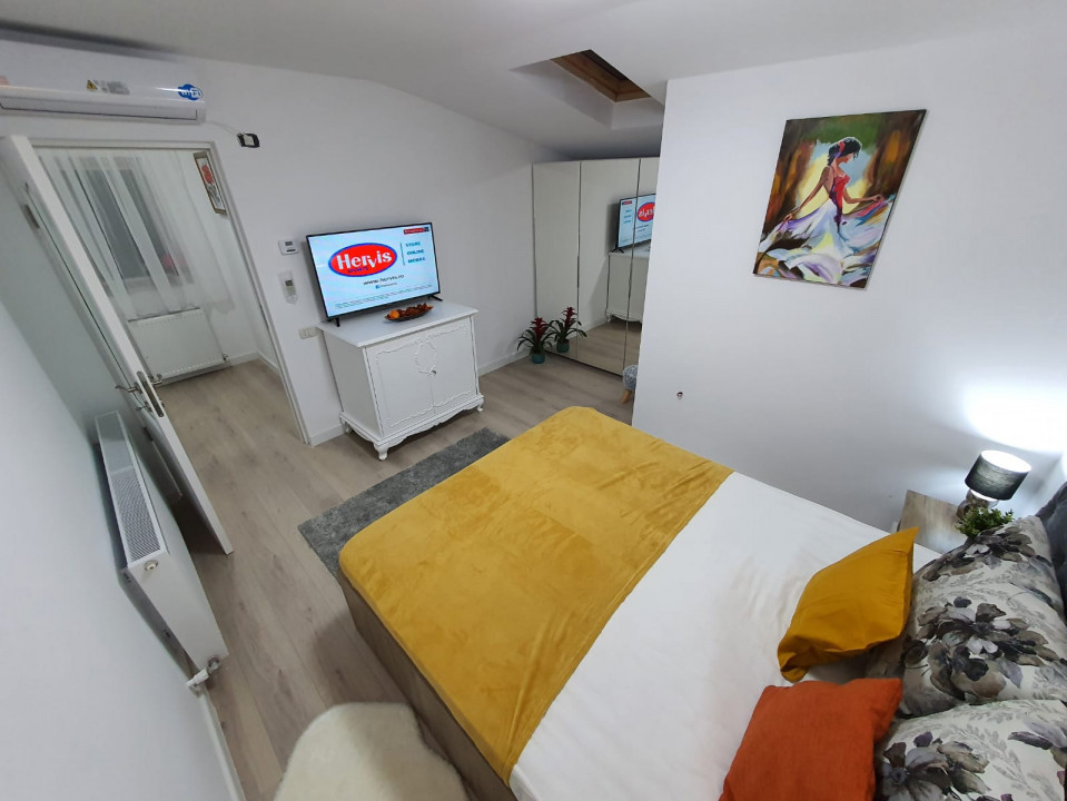 Parcul Carol | 2 Camere | Centrala Termica | Et.2 