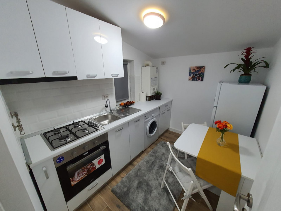 Parcul Carol | 2 Camere | Centrala Termica | Et.2 