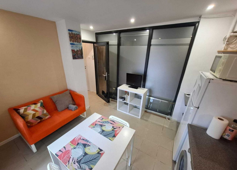 Garsoniera Obor | 5 minute metrou | AC | PET FRIENDLY